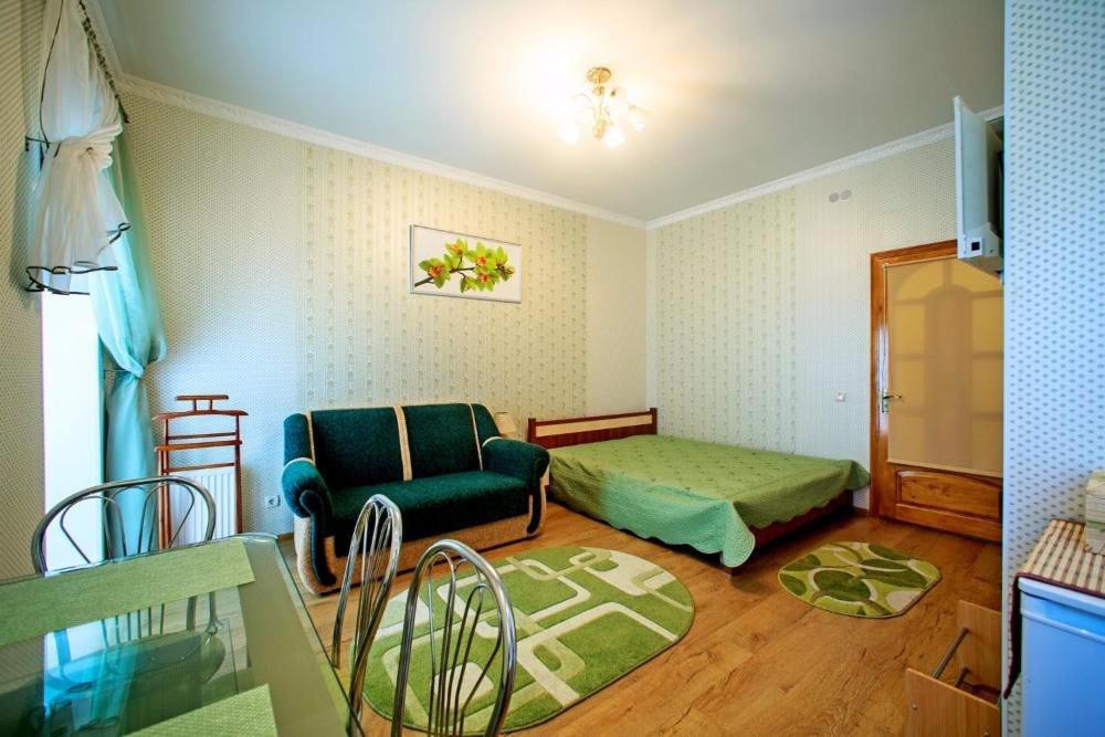 Apartments U Ratushi Камианец-Подилский Екстериор снимка